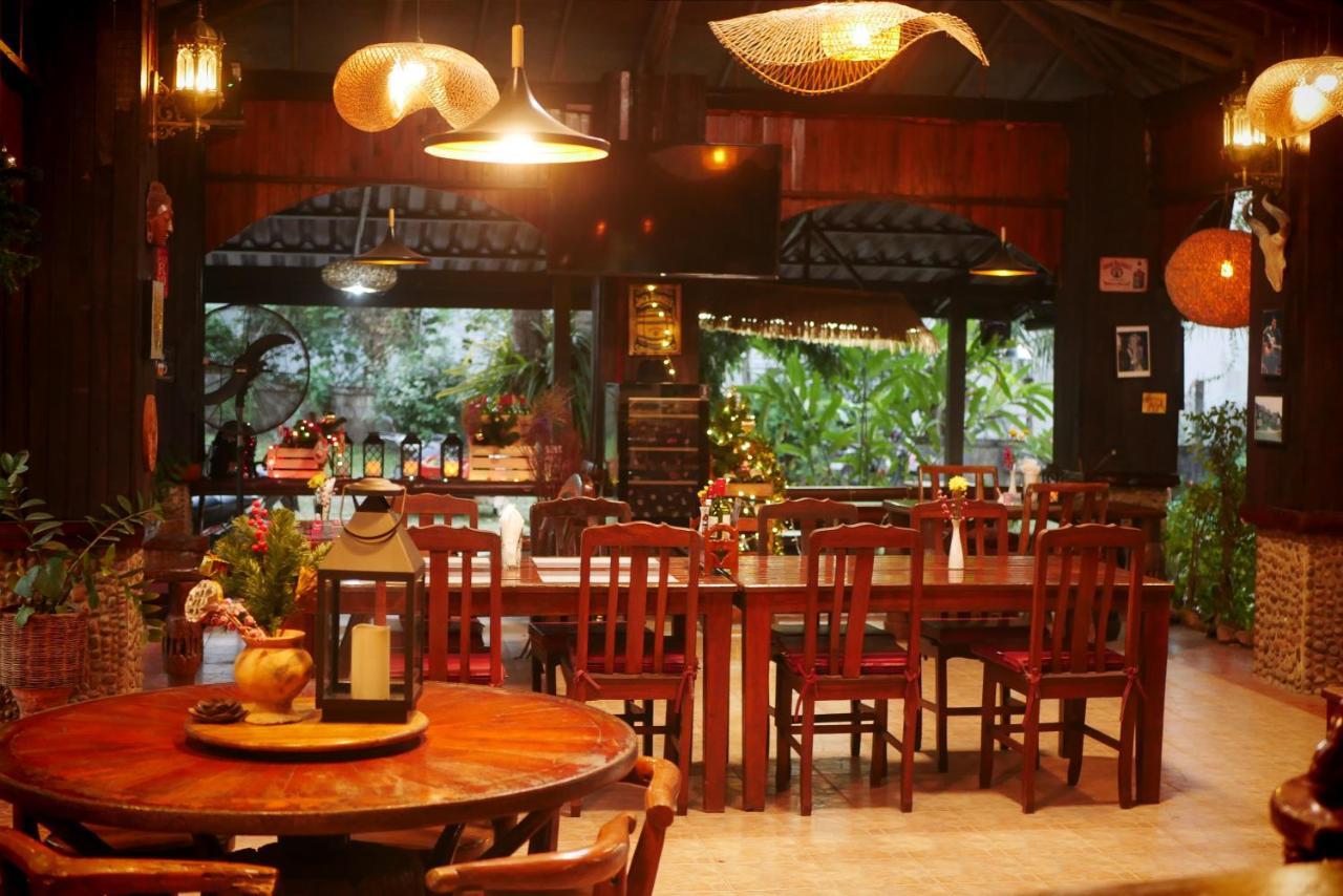 Big Elk Steak House - Homestay ترات المظهر الخارجي الصورة